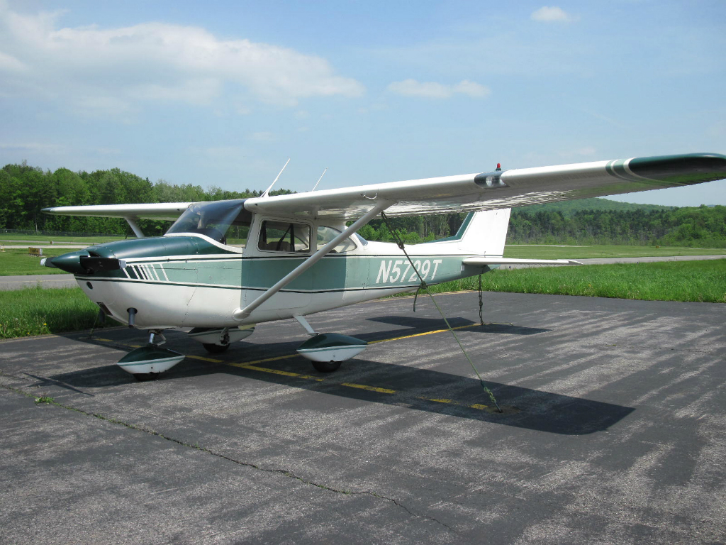 1964 Cessna 172E photo 1